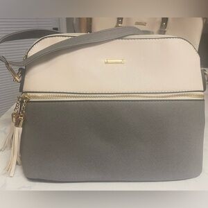 Women Fashion Handbags: Shoulder Bag and Tote Bag.  2 pcs